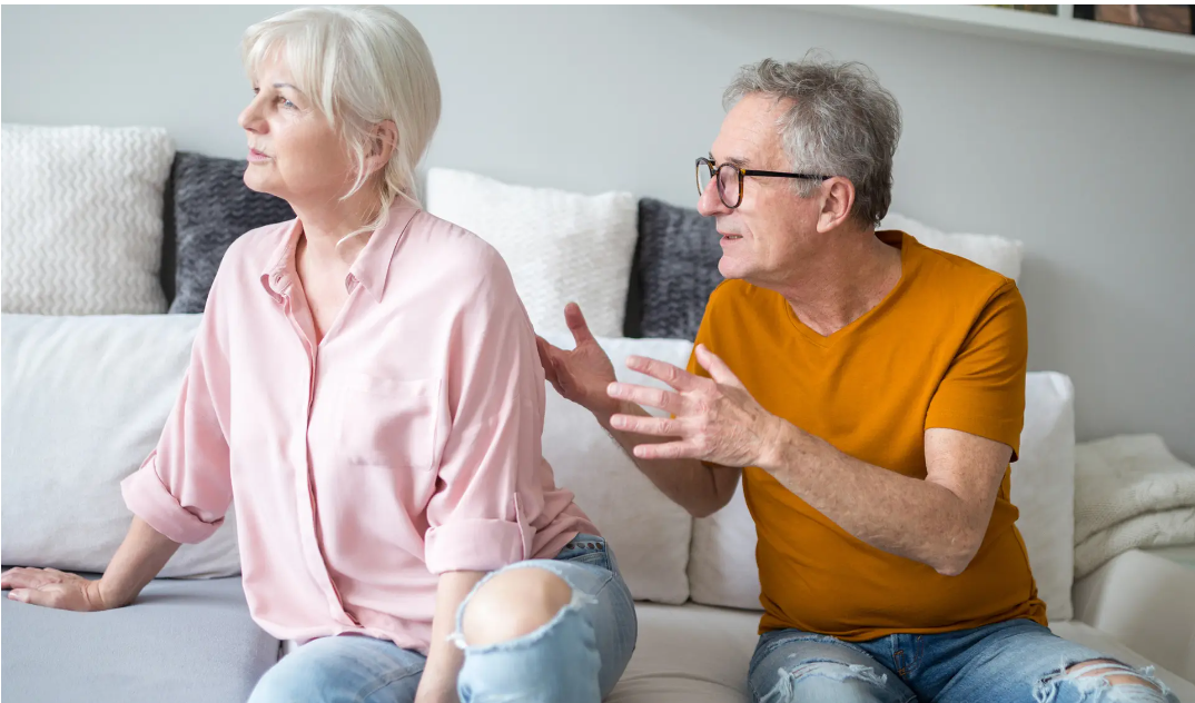 couple_arguing-divorce_lawyer_gulf_breeze-_lacie_bowden_law.png