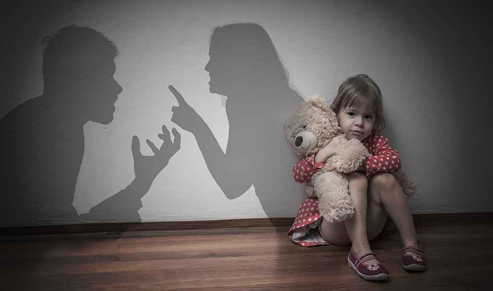 shadow_of_a_couple_having_a_fight_with_sad_daughter_-_family_law_in_gulf_breeze_-_lacie_bowden_law.jpg